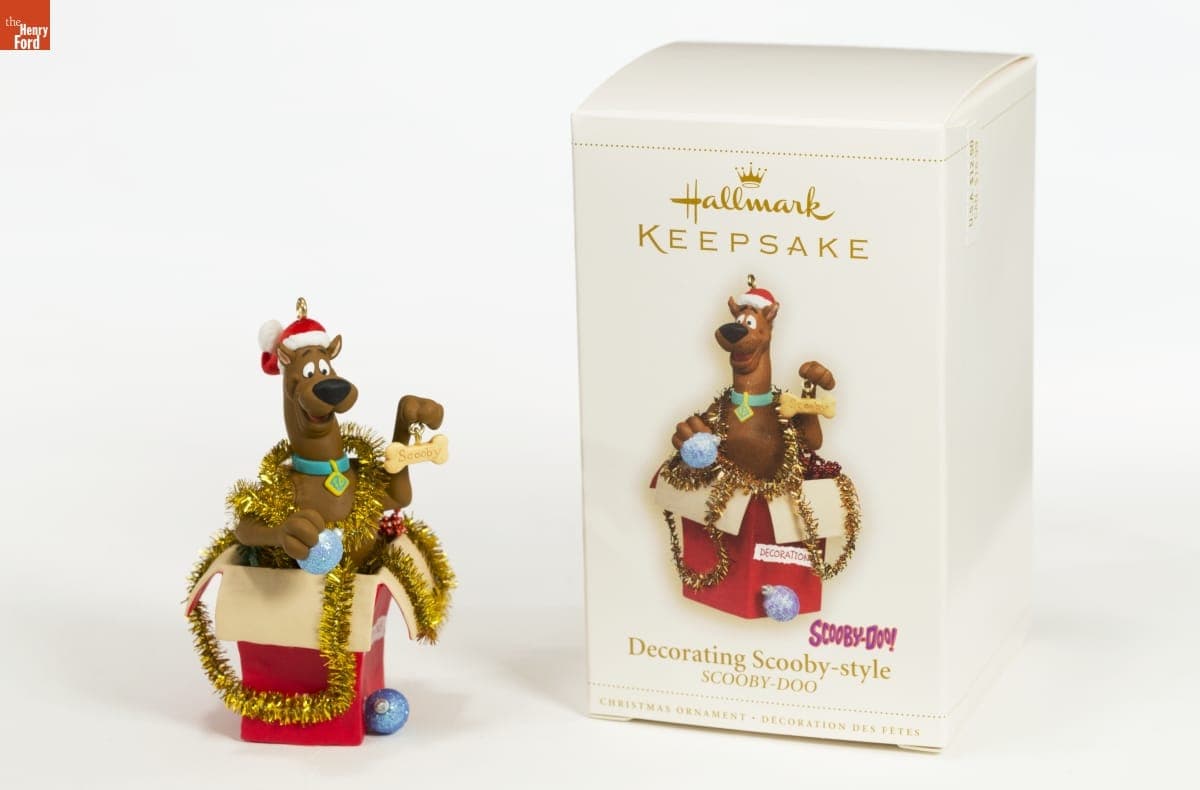 Hallmark "Decorating Scooby-Style" Christmas Ornament, 2006