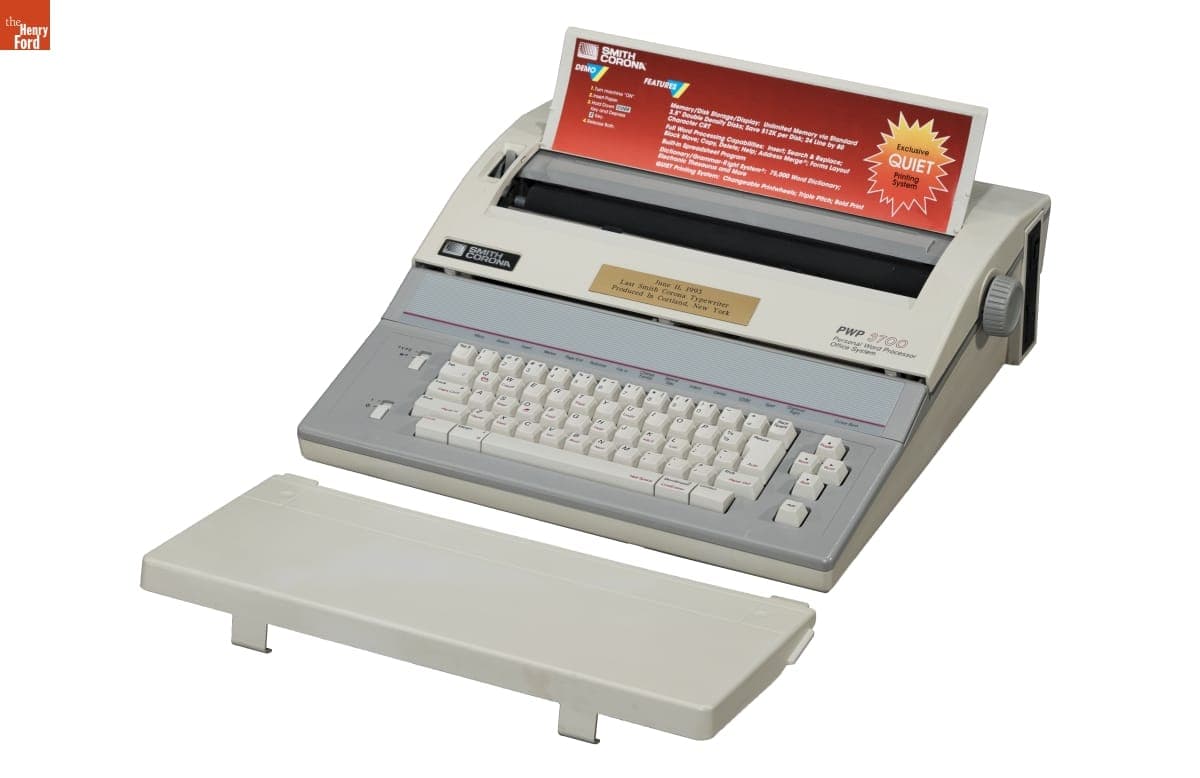Smith Corona Model PWP 3700 Personal World Processor System Typewriter, 1993
