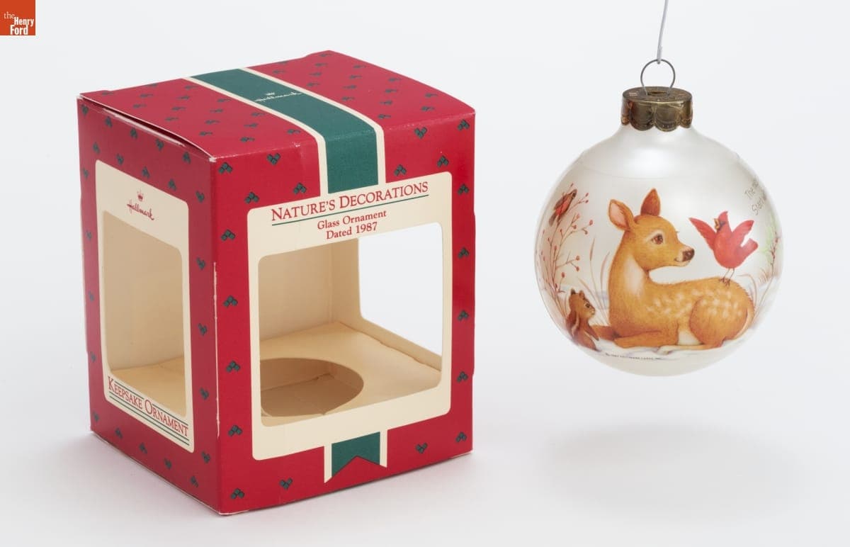 Hallmark "Nature's Decorations" Christmas Ornament, 1987