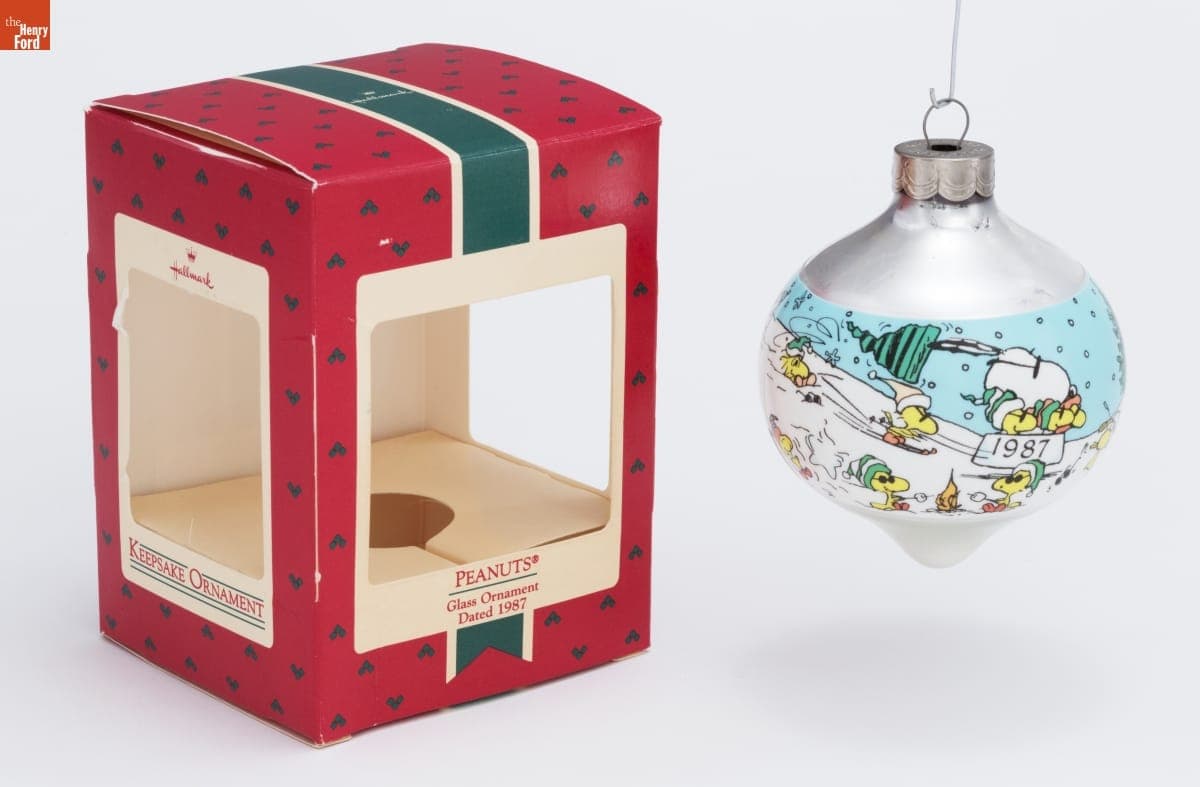 Hallmark "Peanuts" Christmas Ornament, 1987