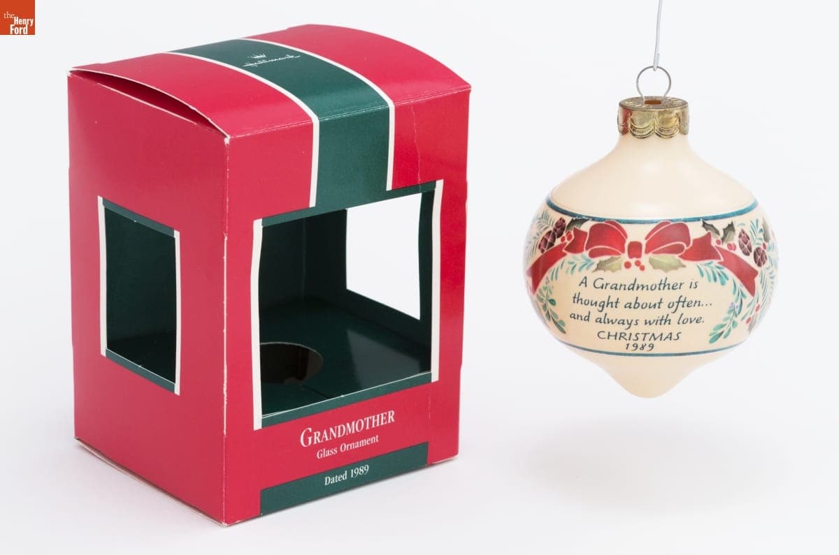 Hallmark "Grandmother" Christmas Ornament, 1989