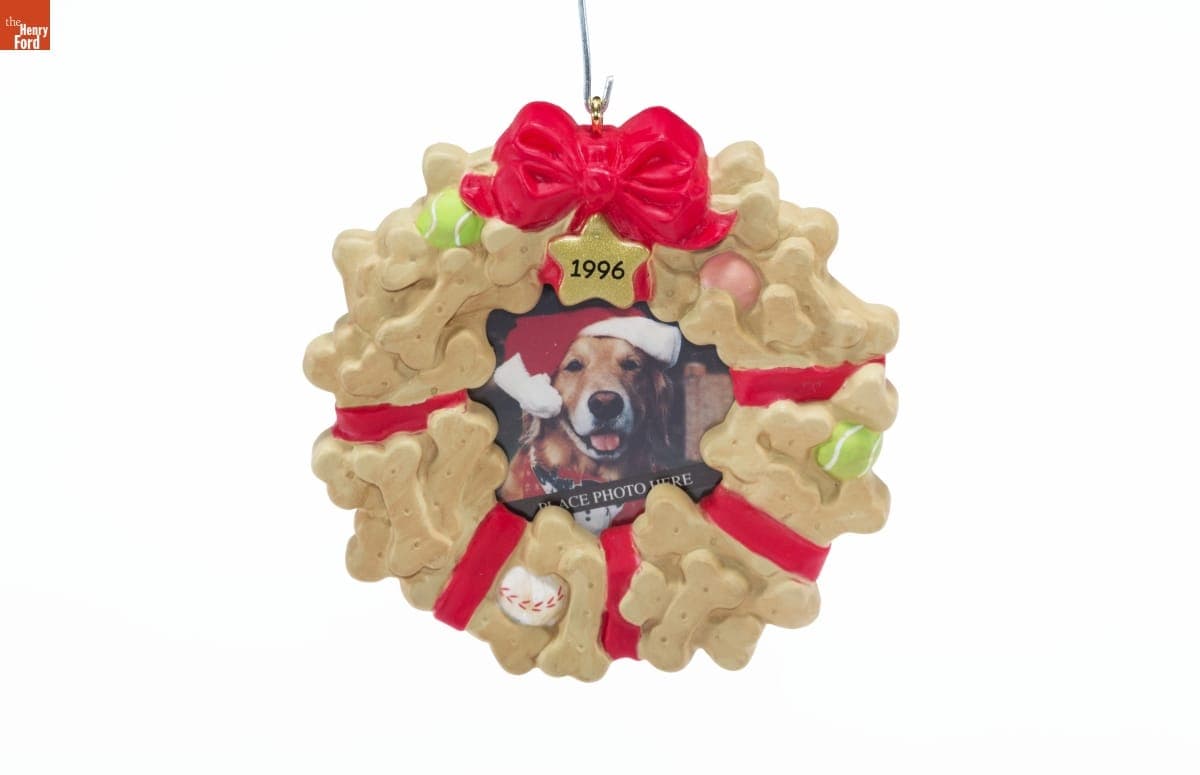 Hallmark "Special Dog Photo Holder" Christmas Ornament, 1996