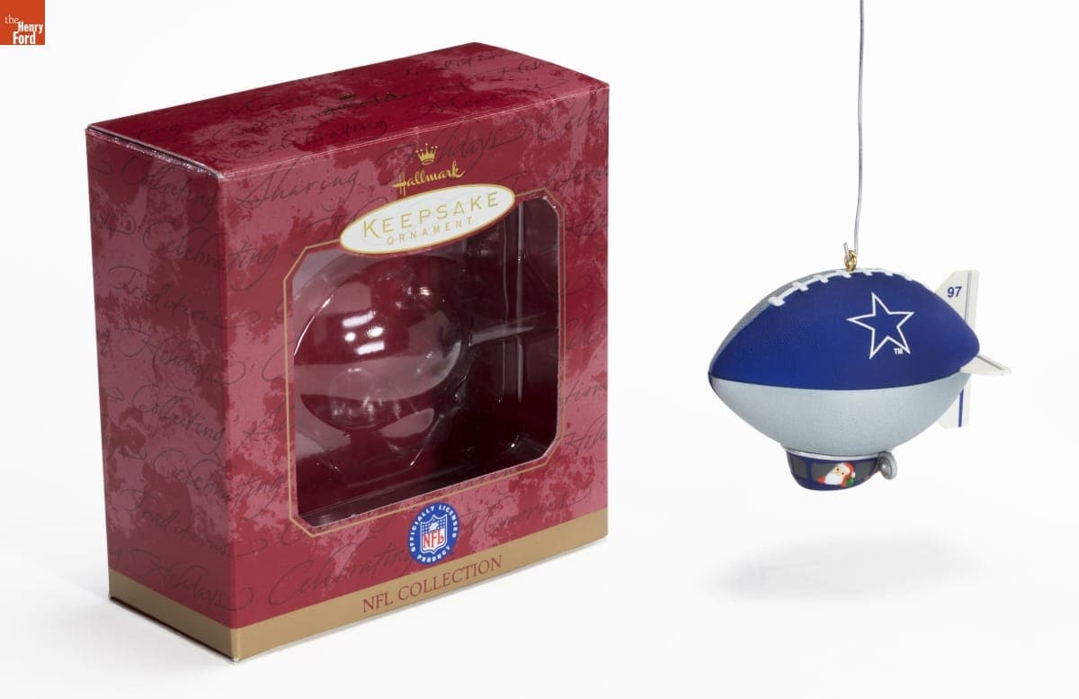 Hallmark "NFL Collection: Dallas Cowboys" Christmas Ornament, 1997