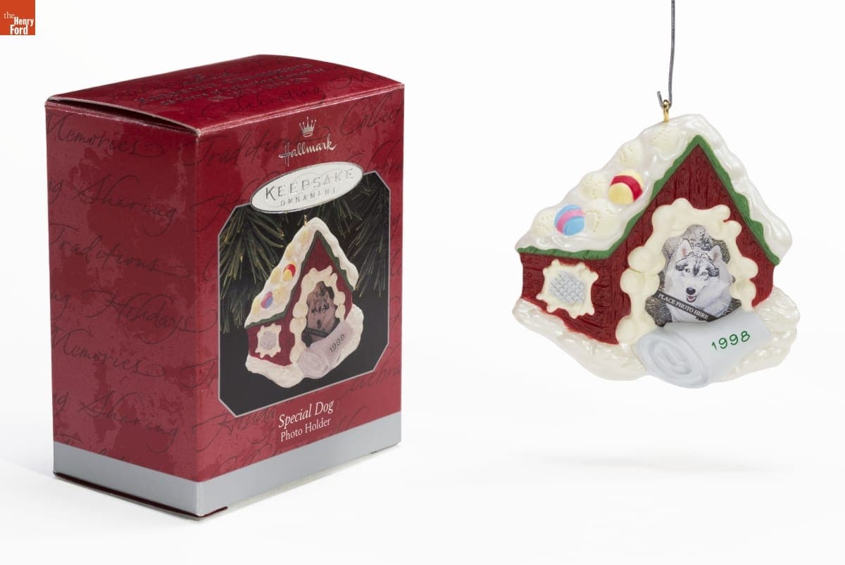 Hallmark "Special Dog Photo Holder" Christmas Ornament, 1998