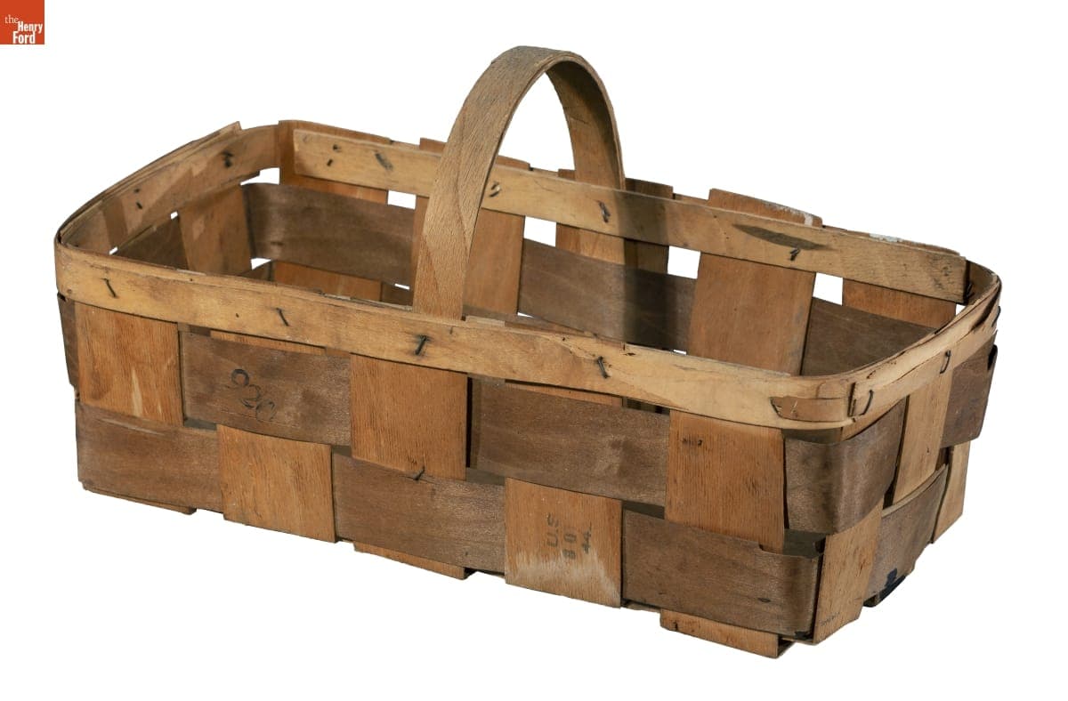 Produce Basket, Used at Pickering Fruit Farm, 1925-1964