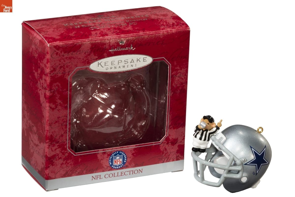 Hallmark "NFL Collection: Dallas Cowboys" Christmas Ornament, 1998