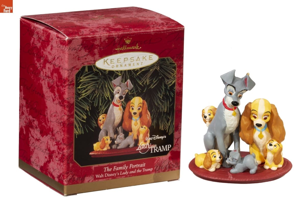 Hallmark "Walt Disney's Lady and the Tramp: The Family Portrait" Christmas Ornament, 1999