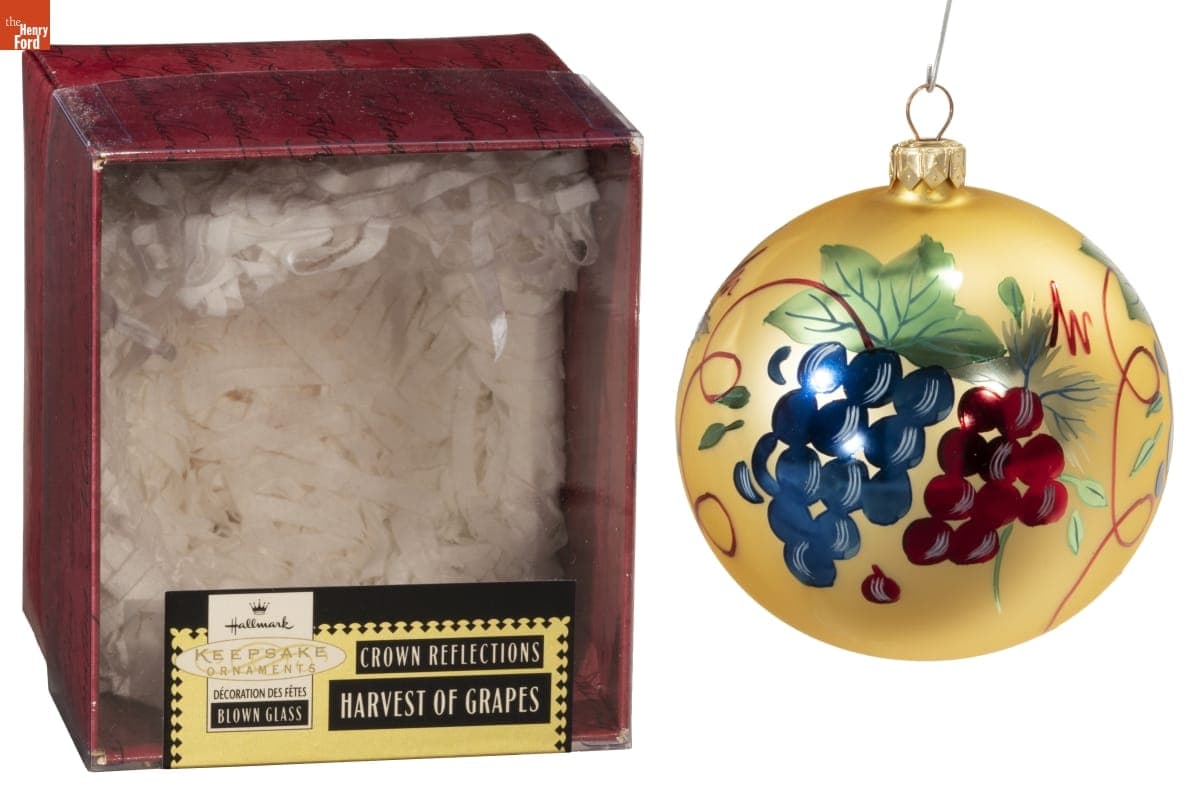 Hallmark "Harvest of Grapes" Christmas Ornament, 1999