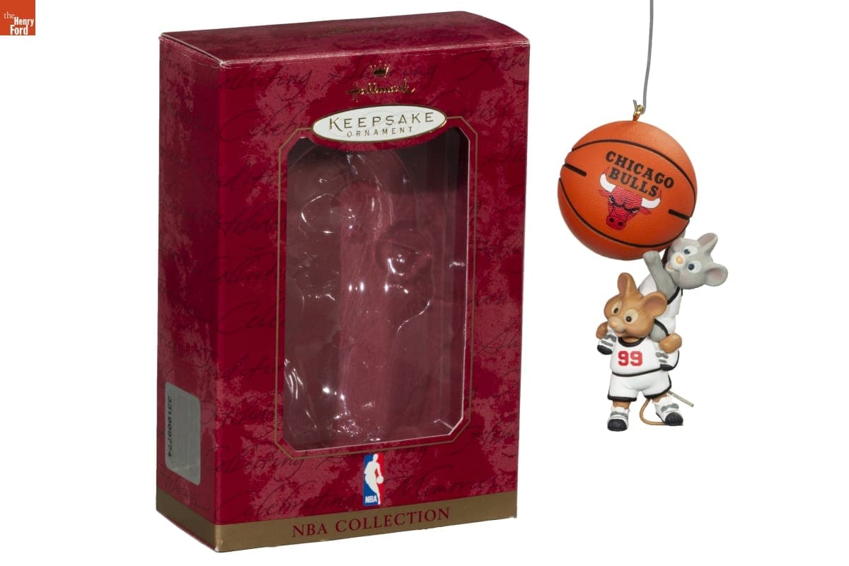 Hallmark "NBA Collection: Chicago Bulls" Christmas Ornament, 1999