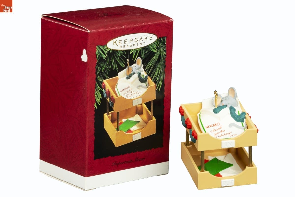 Hallmark "Important Memo" Christmas Ornament, 1995