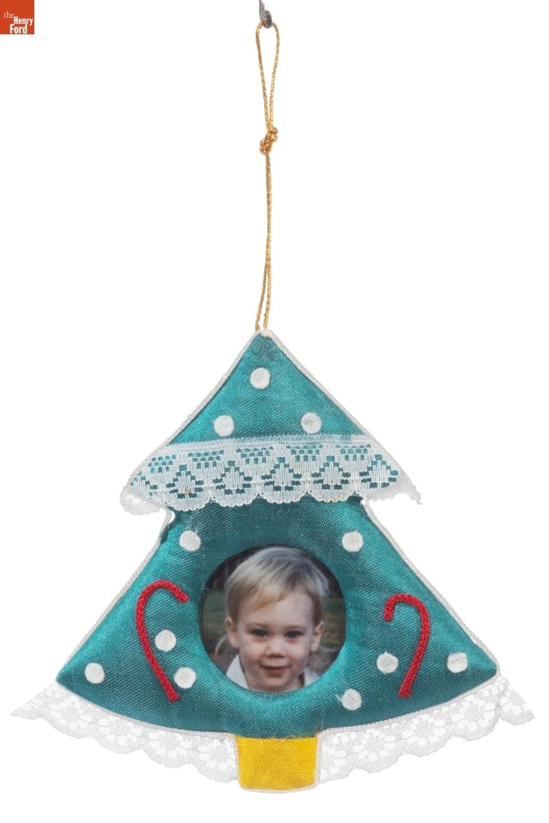 Photo Holder Christmas Ornament, 1988