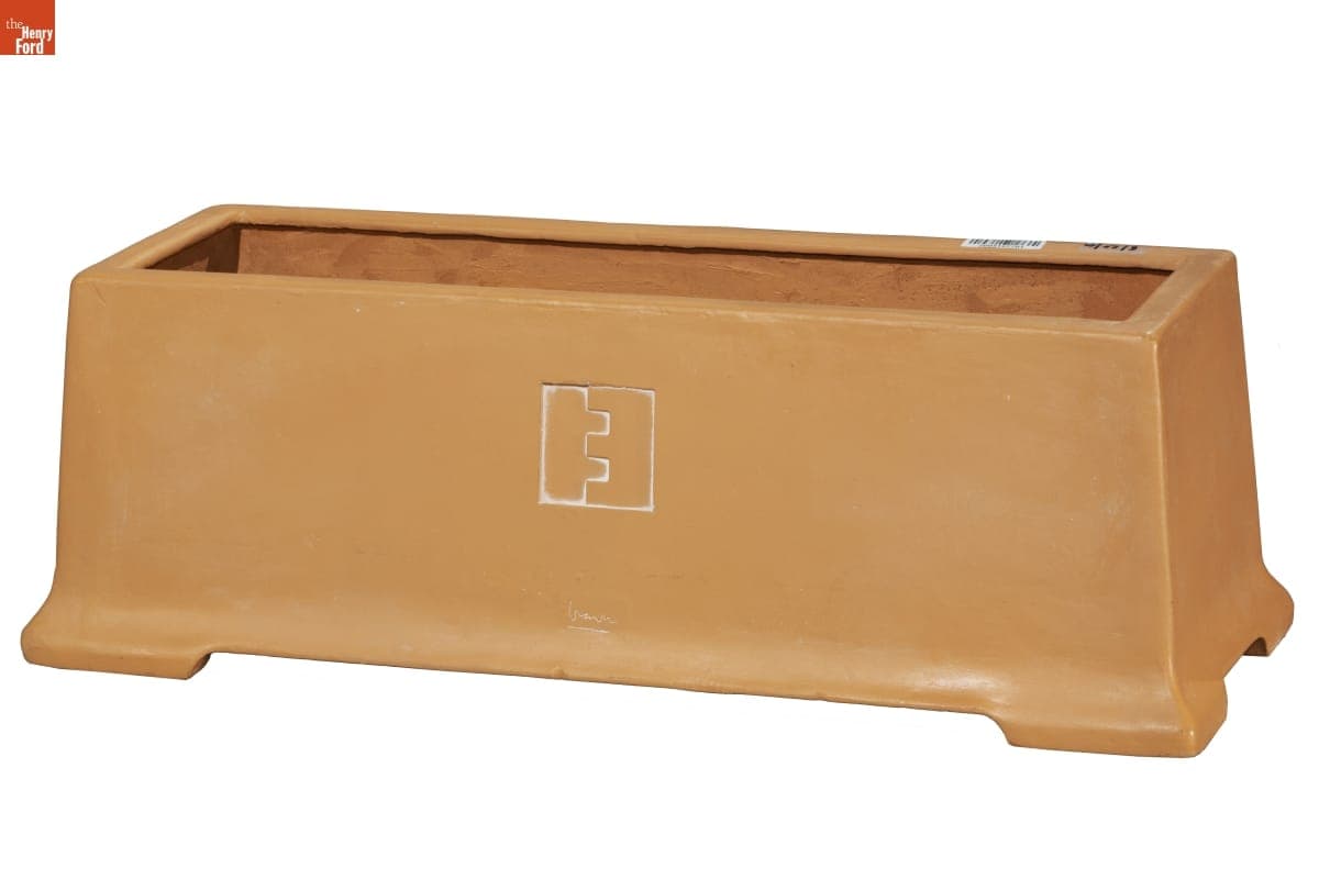 Rectangular Terracotta Planter Model, 2001