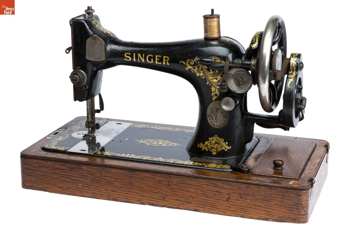 Singer Portable Sewing Machine, 1913