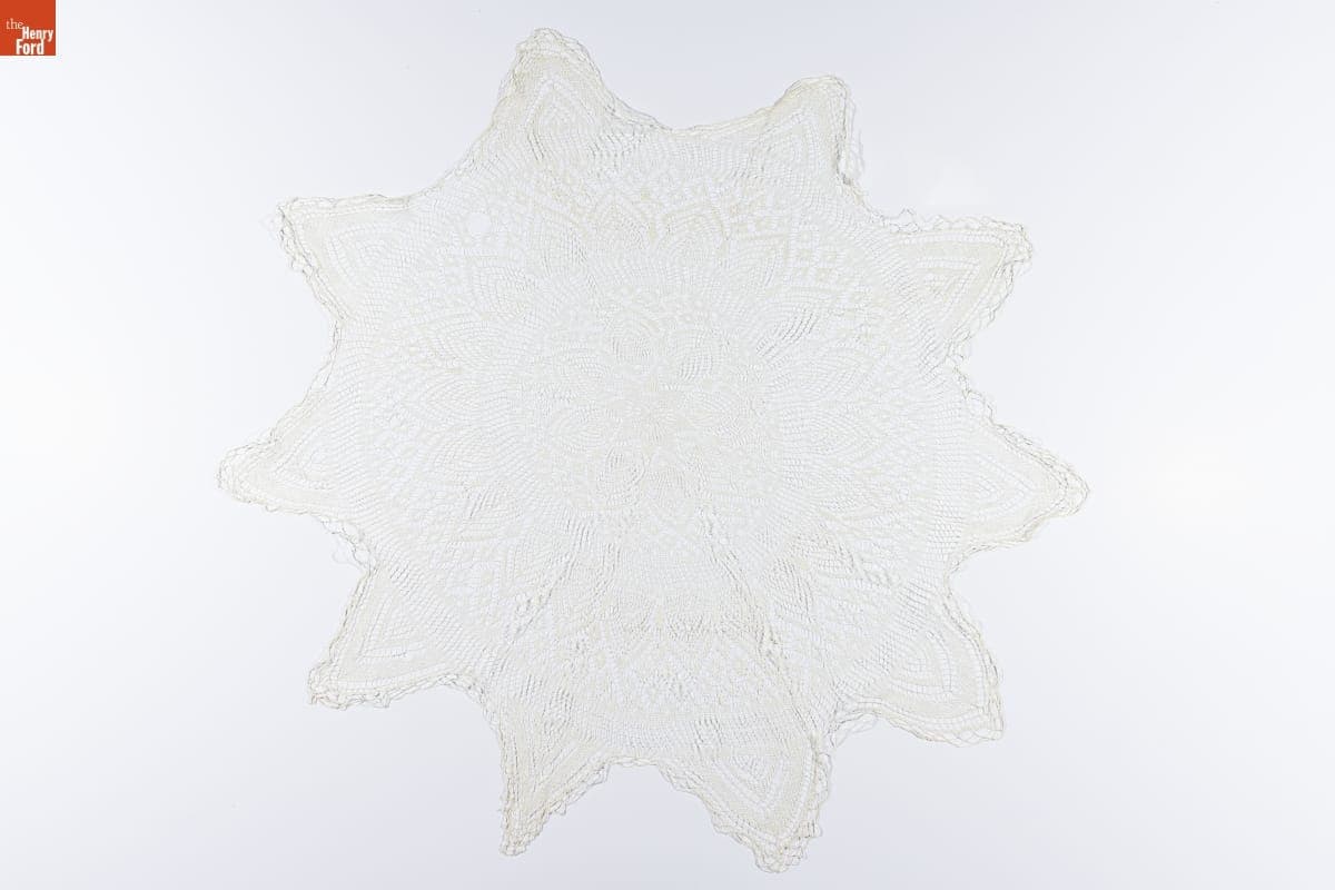 Tablecloth, 1920-1950