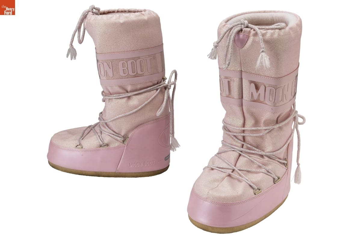 Moon Boots, Worn by Gabrielle Derderian, 2001-2002