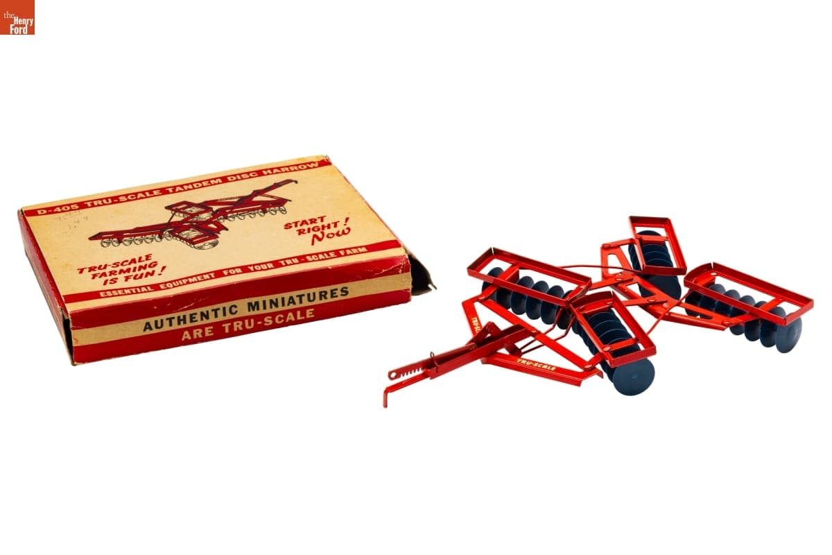  D-405 Tru-Scale Toy Tandem Disc Harrow, 1957-1964