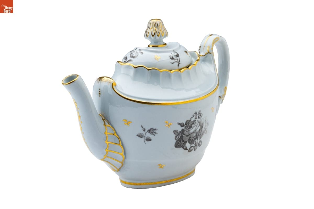 Teapot with Lid, 1825-1840