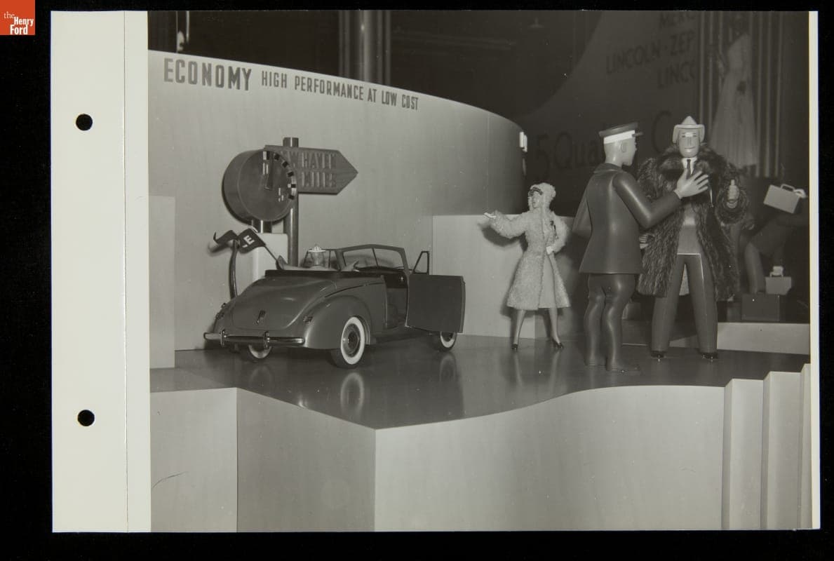 Display at Ford 1940 Style Show, Hotel Astor, 1939