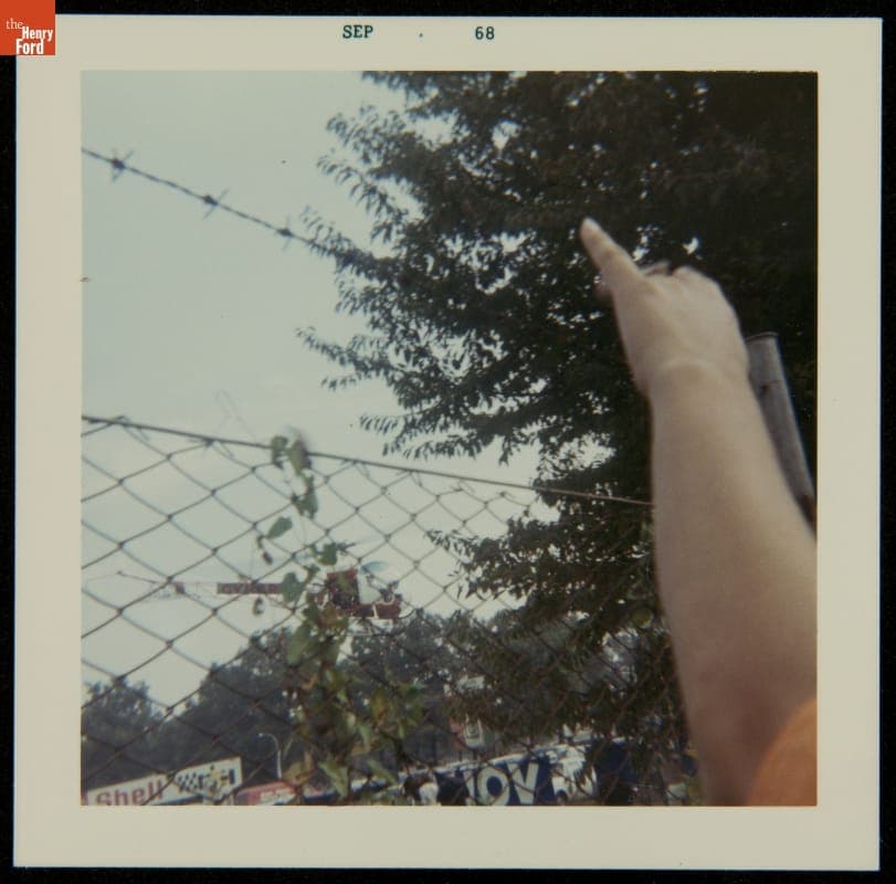 Bobby Unser Collection--Photographs--Racing--1968 Formula 1--Item14