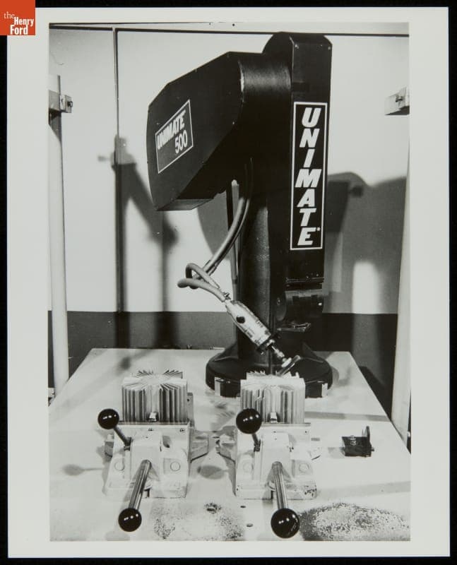 Unimate 500 Industrial Robot, 1977-1983