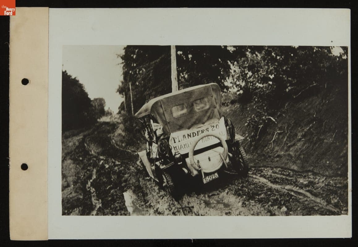 E-M-F, Flanders, Studebaker Photographs, ca. 1910-1914 -- Item 64