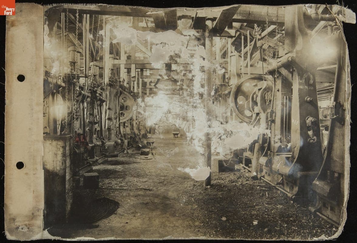 E-M-F, Flanders, Studebaker Photographs, ca. 1910-1914 -- Item 201