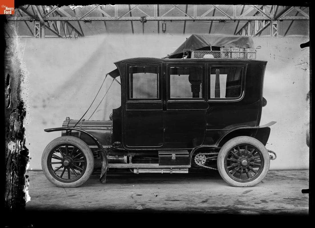 Enclosed Bollee Automobile with Luggage Rack, 1900-1910