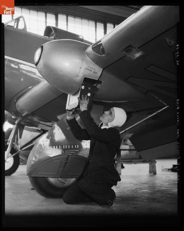 Detroit News--Airplane--Lockheed Orion--James V. Piersol, William A. Kuenzel and Early Bird--Item2