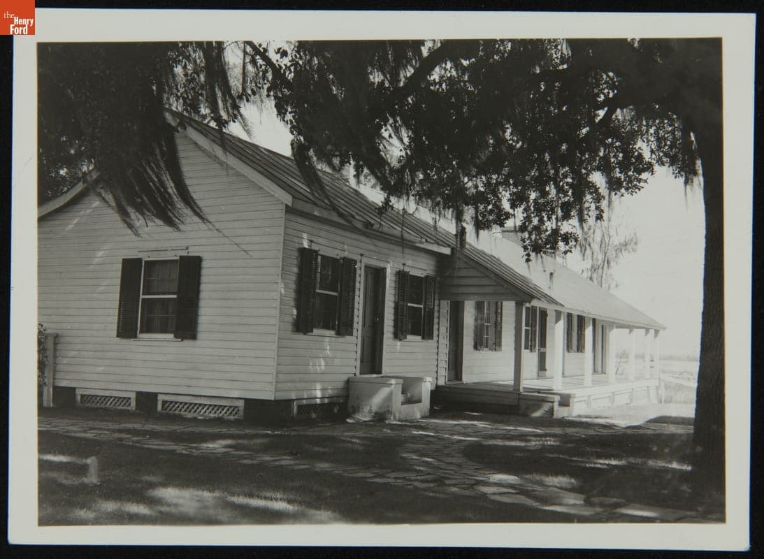 Outbuilding at Cherry Hill Plantation, circa 1940