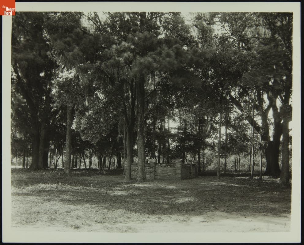 Burnt Church Cemetery in Richmond Hill, Georgia, circa 1940