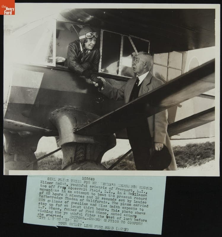 Elinor Smith and L. P. Stone before the Woman's Endurance Flight at Roosevelt Field, 1929