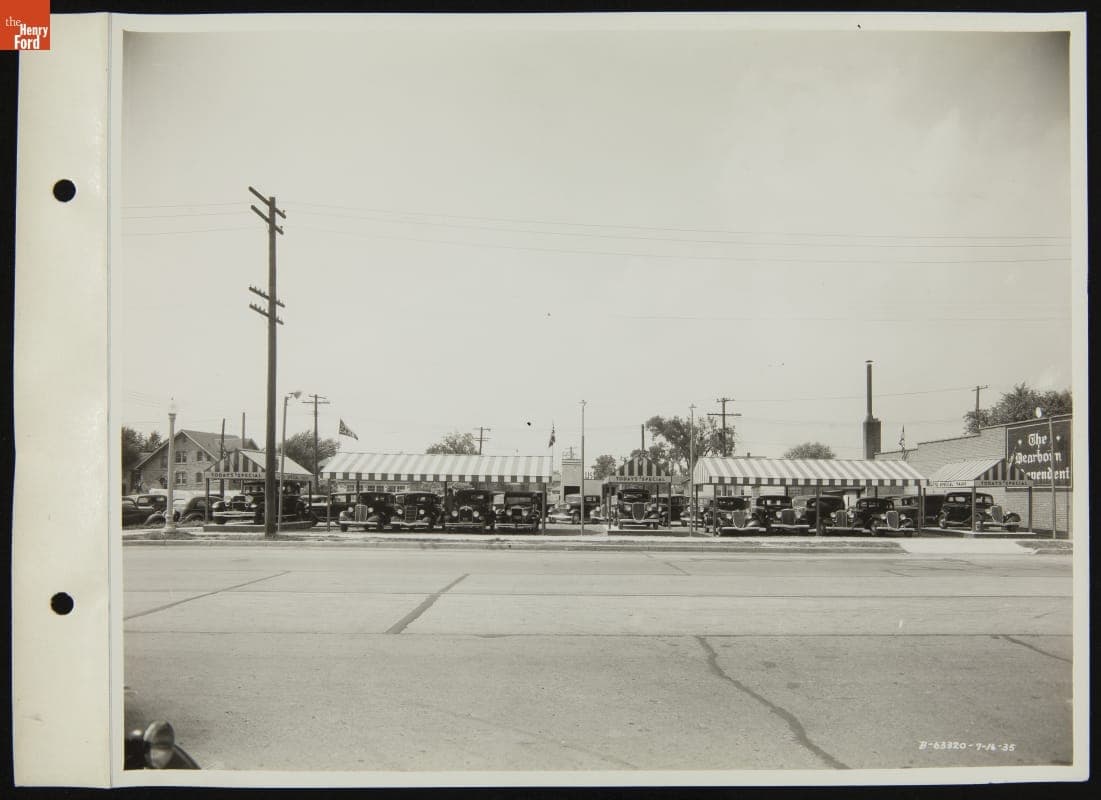 Robert W. Ford Used Car Lot at 14586 Michigan Avenue, July 1935