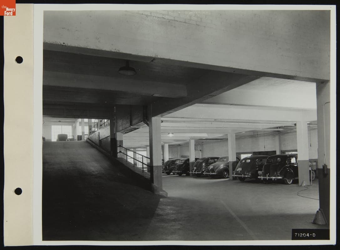 Service Garage, Robert W. Ford Dealership, Michigan Avenue, Dearborn, Michigan, December 1938