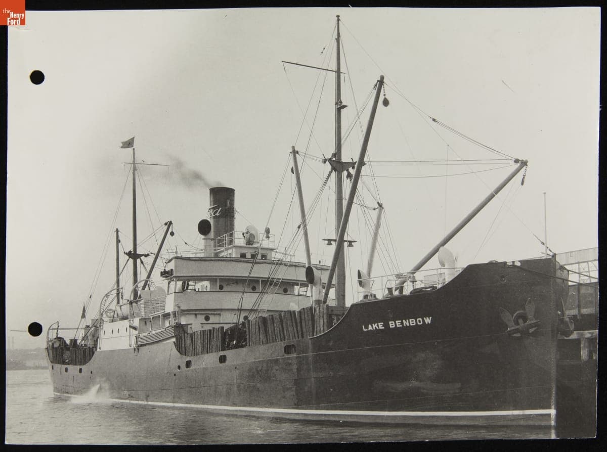 Ford Barge "Lake Benbow" Unloading Ties at Somerville Branch, January 11, 1928