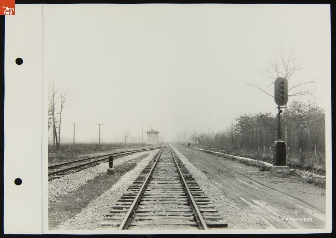 Railroad Signal Light near the Diann Tower, Detroit, Toledo & Ironton Railroad, February 1927