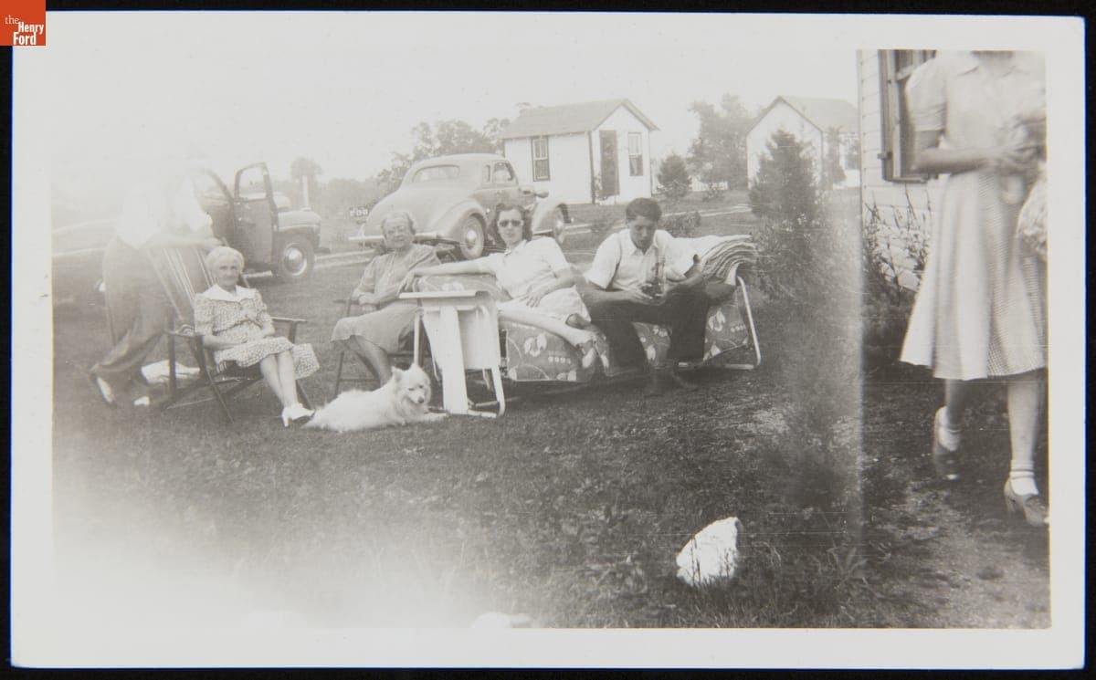 Vacationers at Lore Mac Cabins Motel Tourist Cabins, Brooklyn, Michigan, circa 1945
