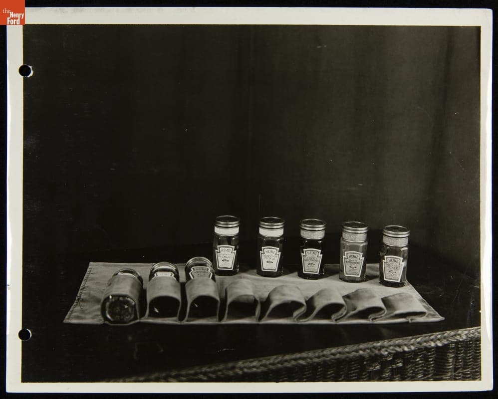 H. J. Heinz Company Salesman's Carrying Case with Pickle Jars, circa 1929