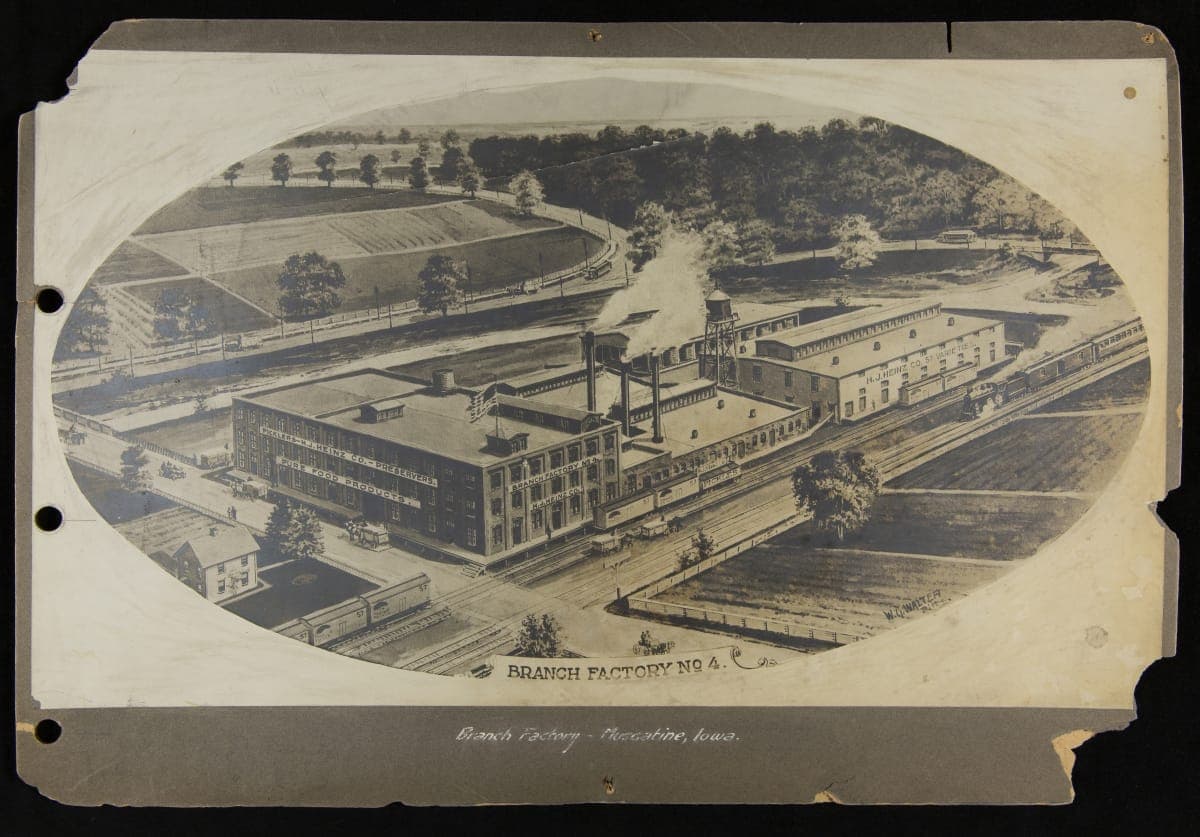 Heinz Branch Factory No. 4 in Muscatine, Iowa, 1910-1920
