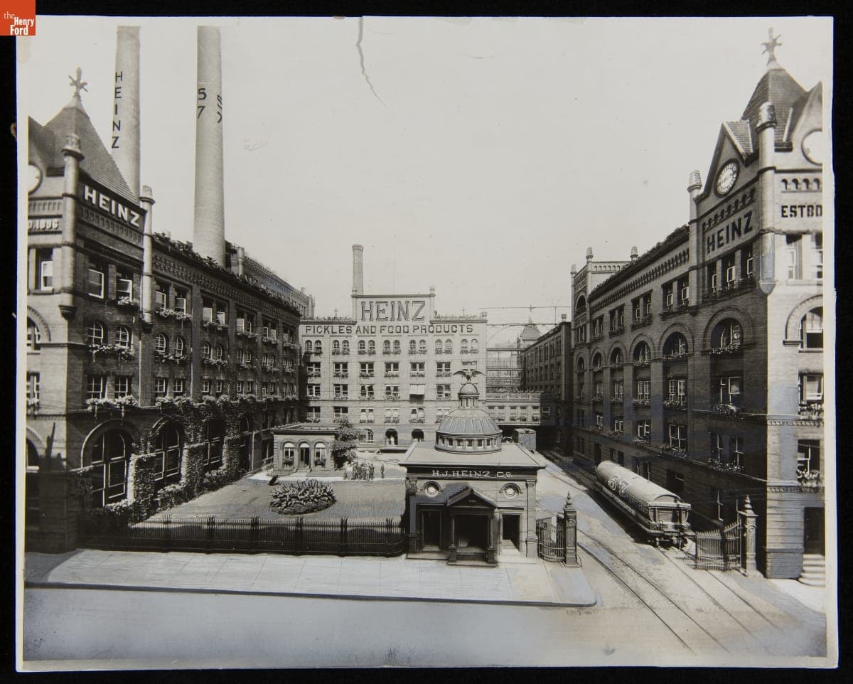Heinz Company Courtyard and Time Clock Building at the Main Plant in Pittsburgh, Pennsylvania, 1910-1925