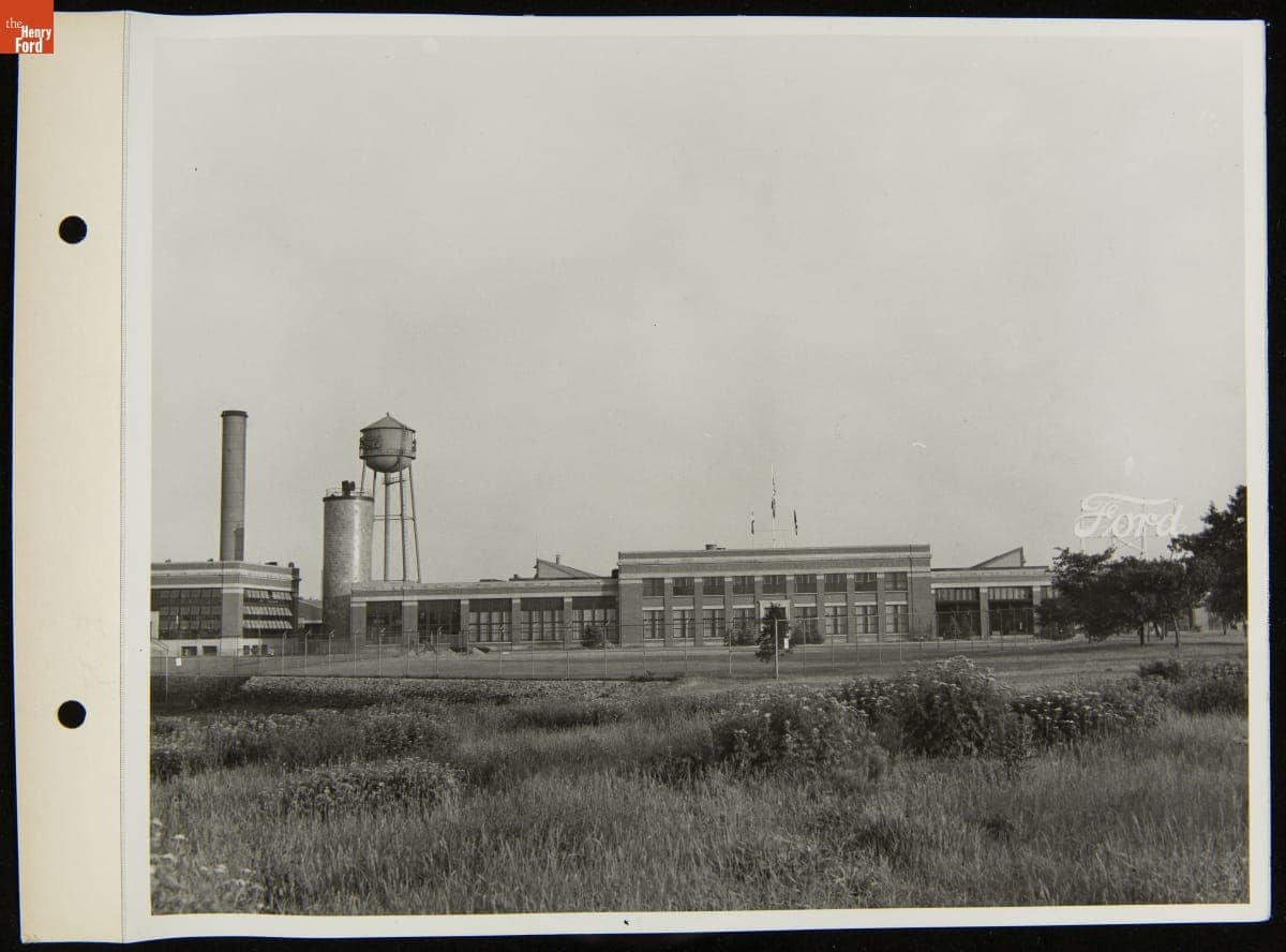 Ford Motor Company Branch in Somerville, Massachusetts, July 19, 1944