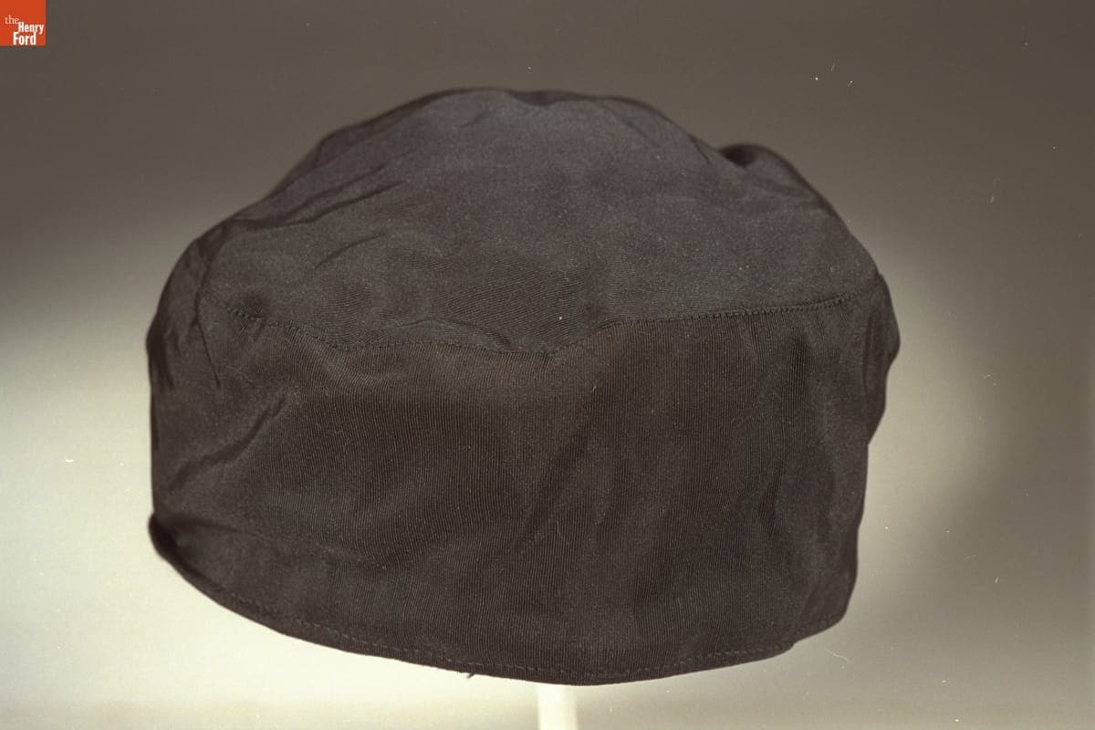 Skullcap, 1850-1910