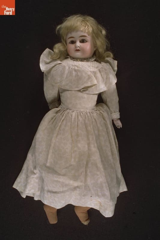 Bisque doll, 1890-1910