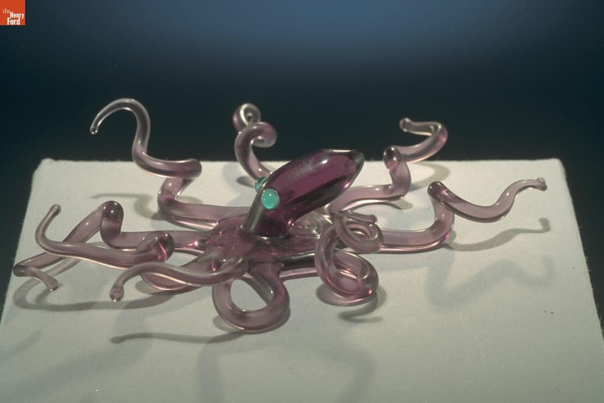 Miniature Glass Figure, Octopus, 1955-1985