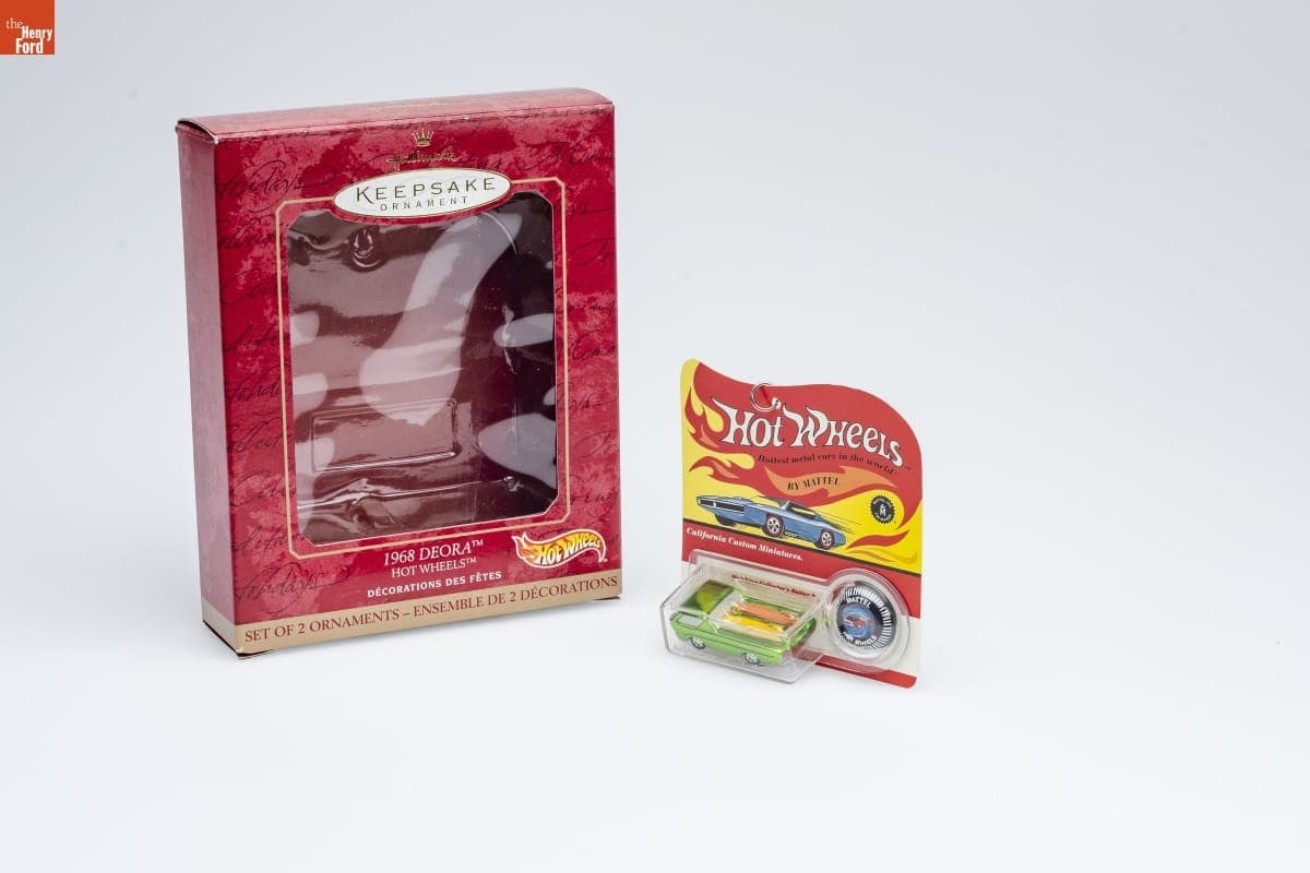 Hallmark "Hot Wheels: 1968 Deora" Christmas Ornaments, 2000