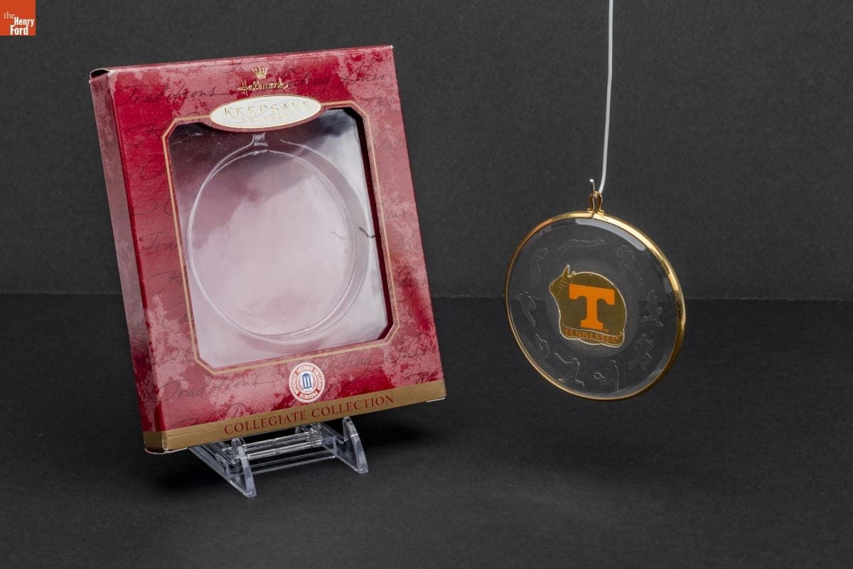 Hallmark "Collegiate Collection: Tennessee Volunteers" Christmas Ornament, 2000