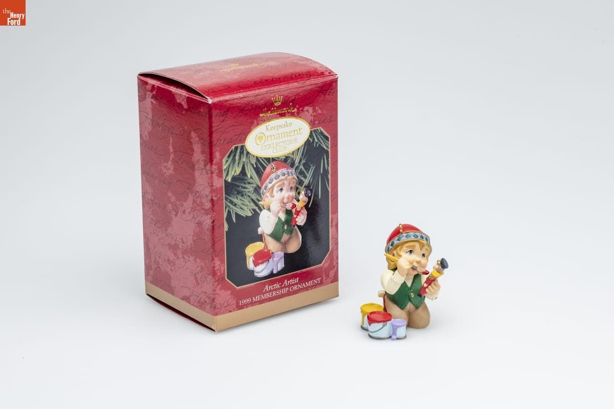 Hallmark "Arctic Artist" Collector's Club Christmas Ornament, 1999