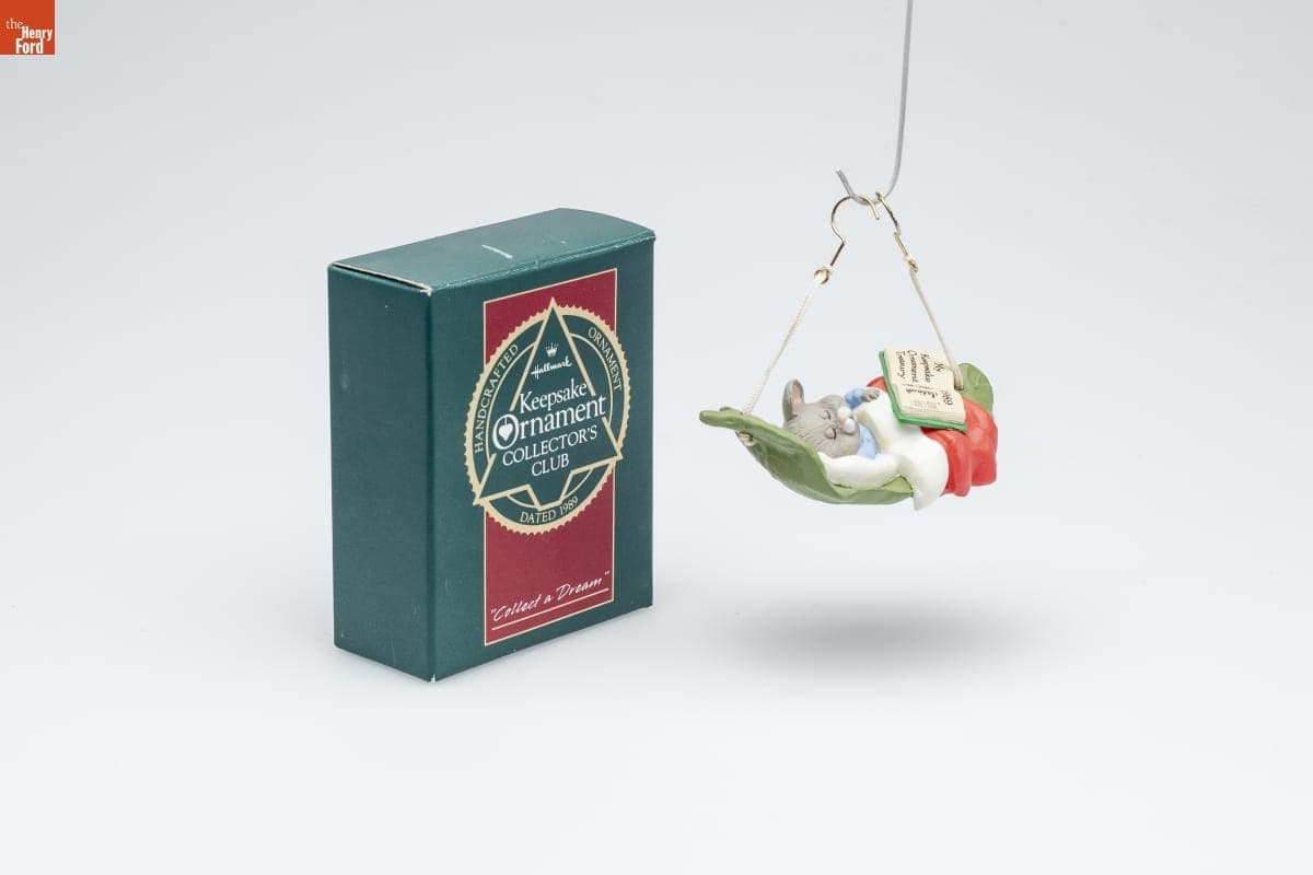 Hallmark "Collect a Dream" Collector's Club Christmas Ornament, 1989