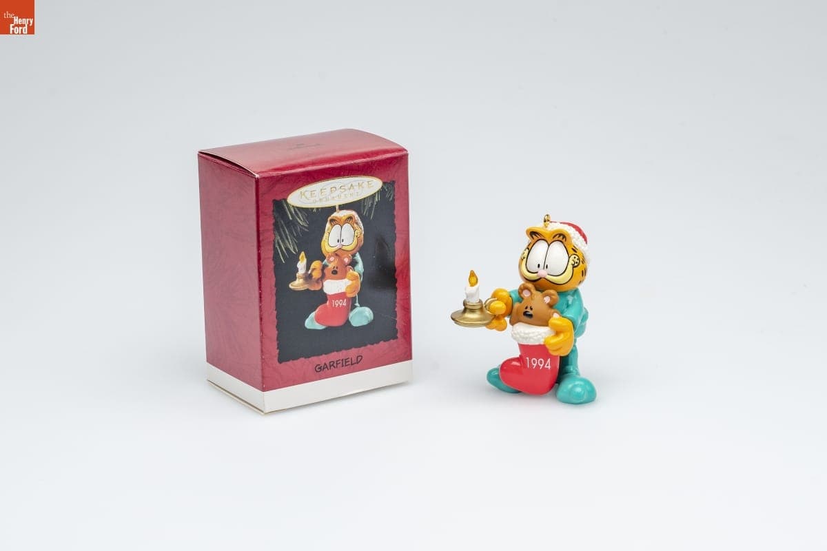 Hallmark "GARFIELD" Christmas Ornament, 1994