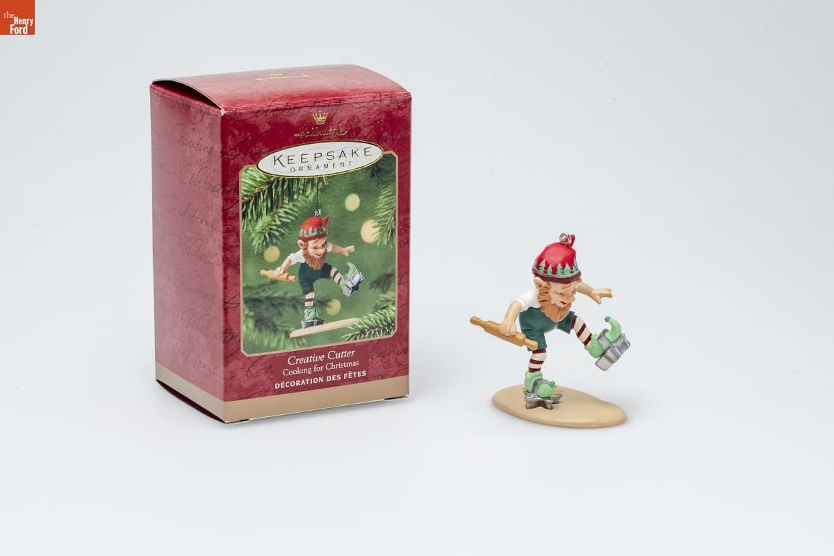 Hallmark "Cooking for Christmas: Creative Cutter" Christmas Ornament, 2001