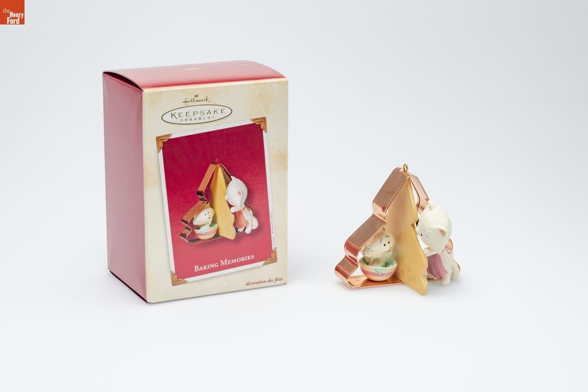 Hallmark "Baking Memories" Christmas Ornament, 2002